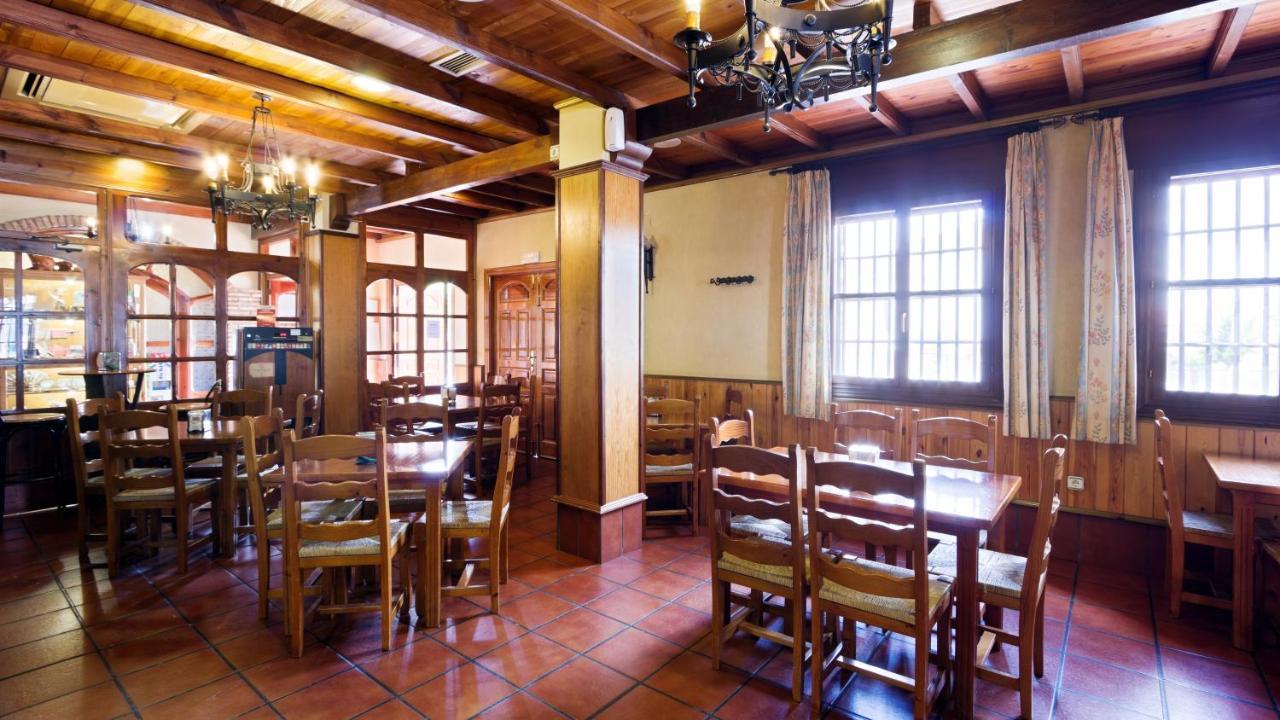 Labella - Hostal Rural Restaurante La Calahorra Exteriör bild