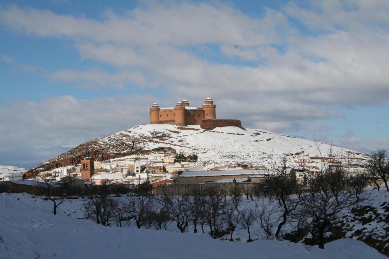 Labella - Hostal Rural Restaurante La Calahorra Exteriör bild