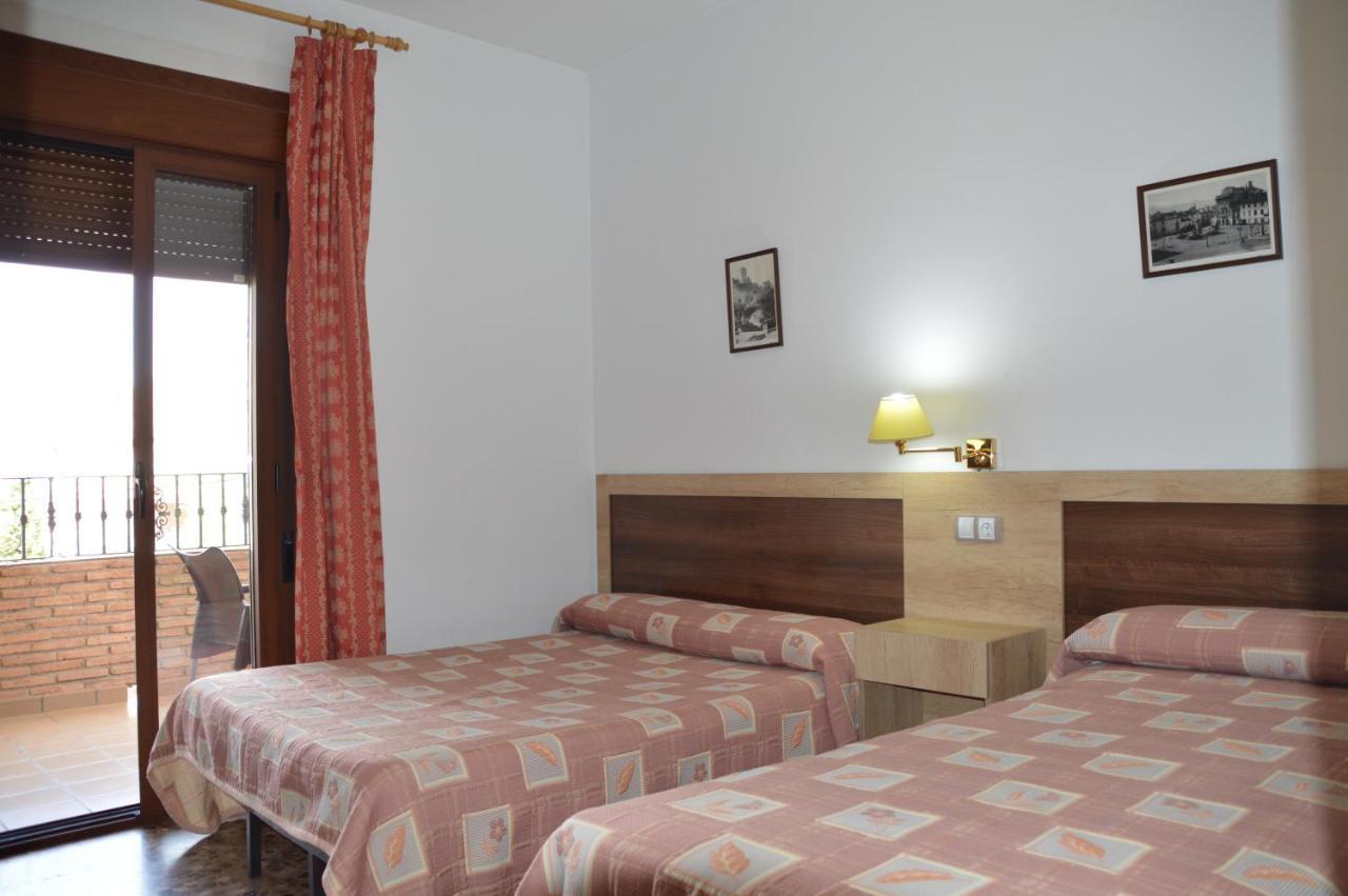 Labella - Hostal Rural Restaurante La Calahorra Exteriör bild